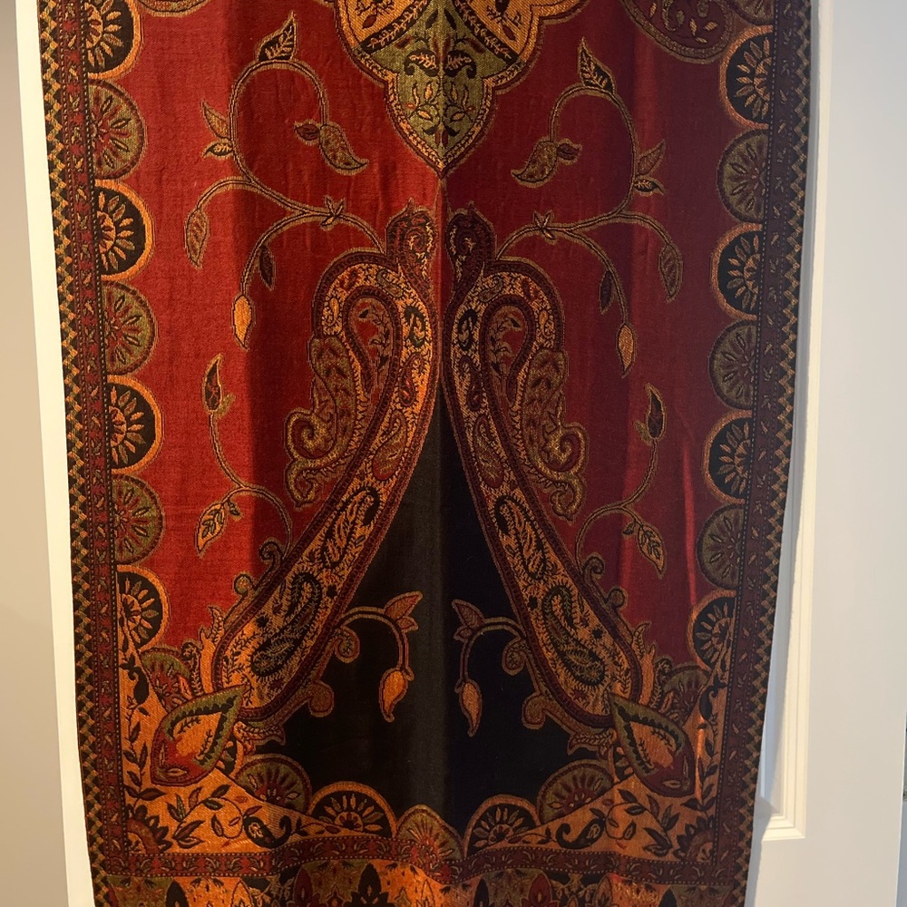 Vintage Luxurious Red Orange Green Paisley Revisable Women’s Wrap